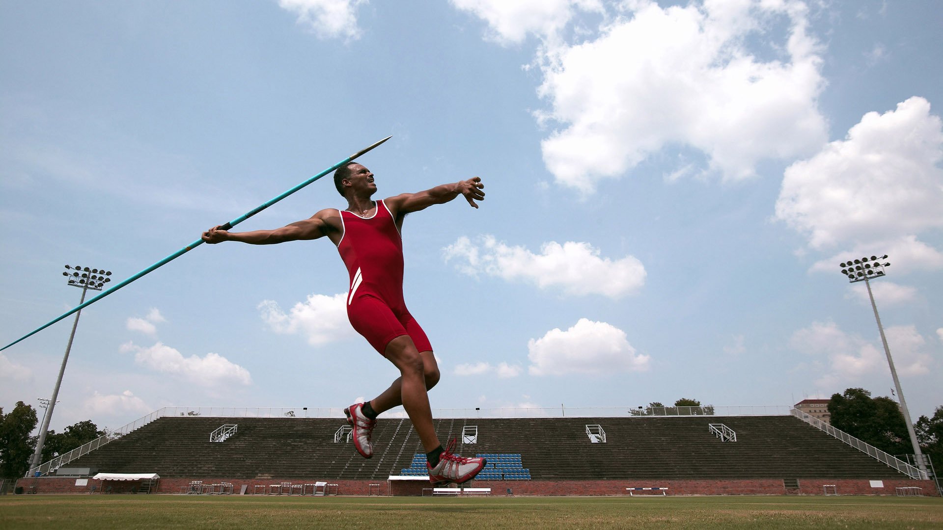 伊朗门将创下冬奥扑救纪录,伊朗奥运项目